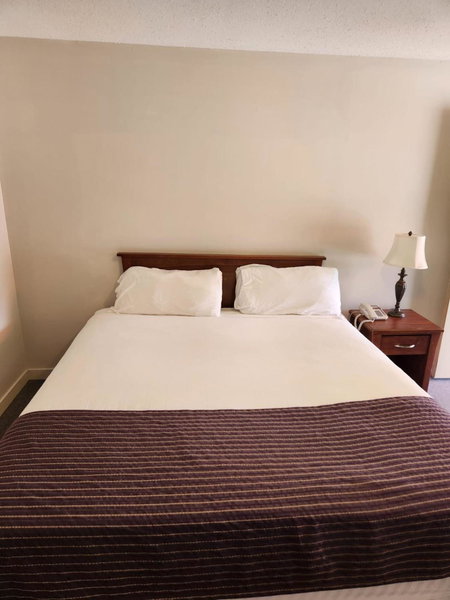 Grantview Inn, Surrey, Canada