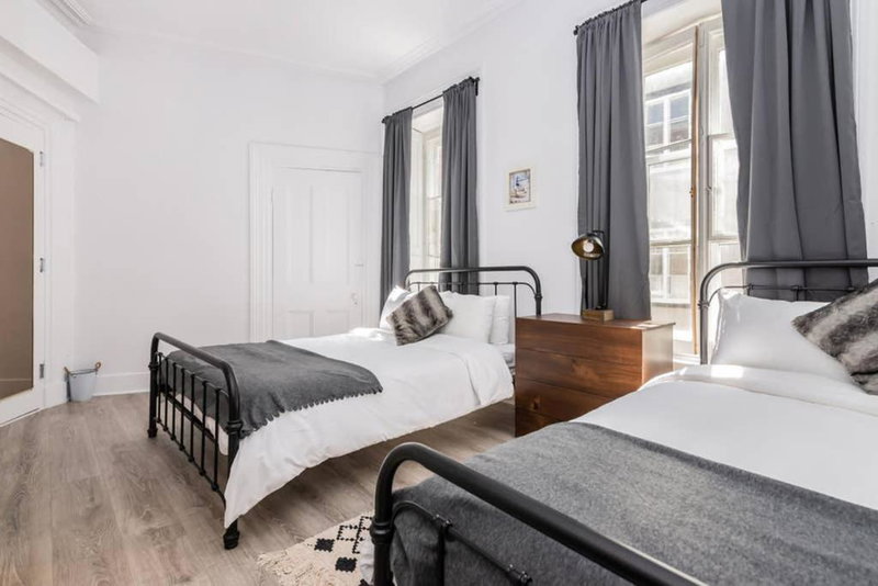North House - Manoir des Remparts- Renovated 3 Bedroom Oasis, Quebec City, Canada