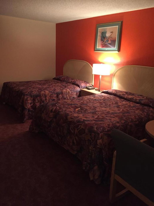 Empire Inn, Brandon, Canada