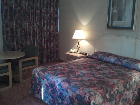 Empire Inn, Brandon, Canada