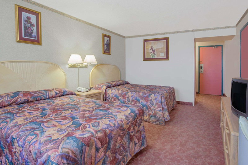 Empire Inn, Brandon, Canada