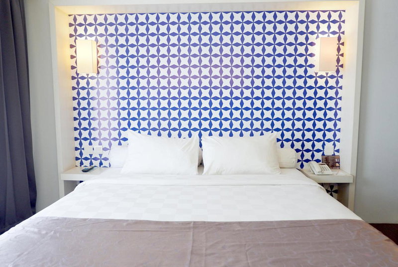CROWN PRINCE Hotel Surabaya Managed by Midtown Indonesia, Surabaya, Indonesia
