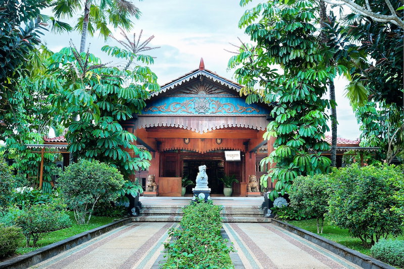 Melva Balemong, Ungaran, Indonesia