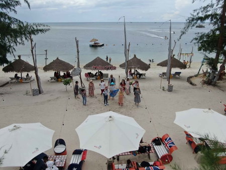 Madu Tiga Beach & Resort, Bintan, Indonesia