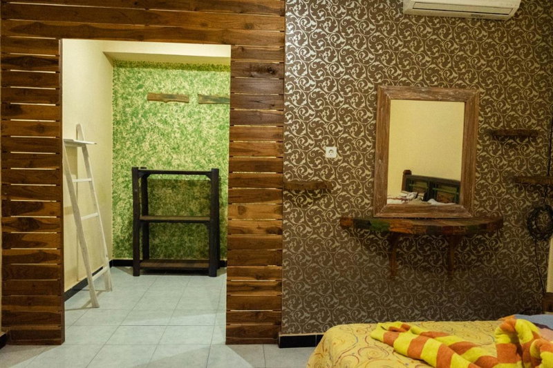 Sunrise Lodge & Lounge, Singaraja, Indonesia