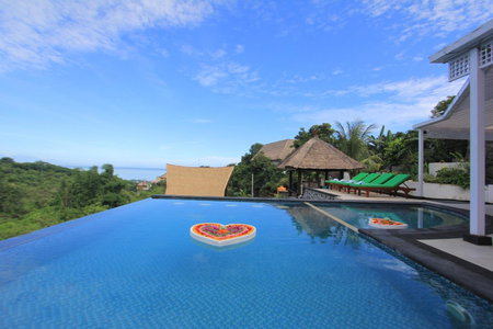 Villa Rinisha Rumah Senja Temukus Lovina, Lovina, Indonesia