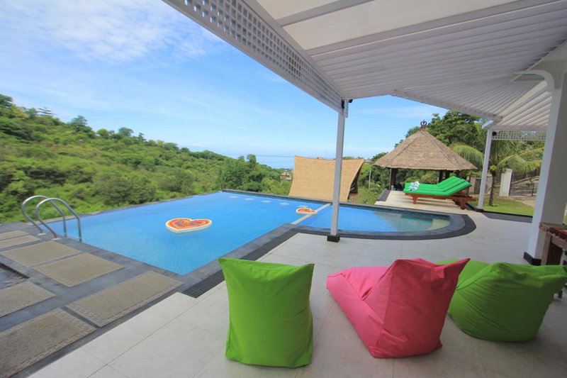 Villa Rinisha Rumah Senja Temukus Lovina, Lovina, Indonesia