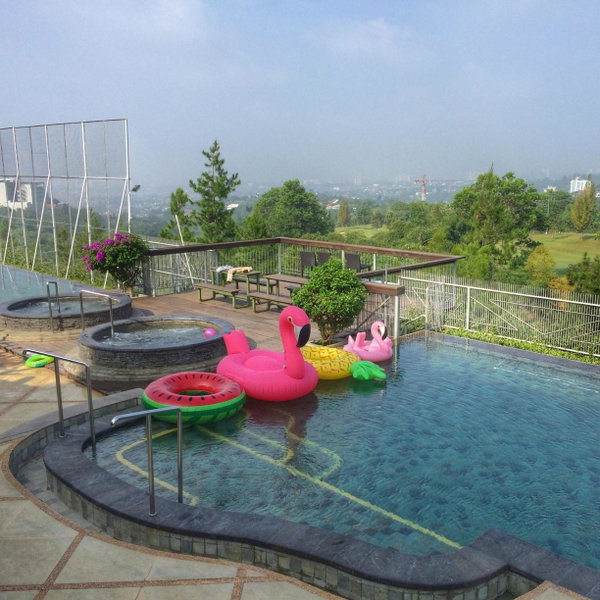 Roemah Asri Villa - Resor Dago Pakar, Bandung, Indonesia