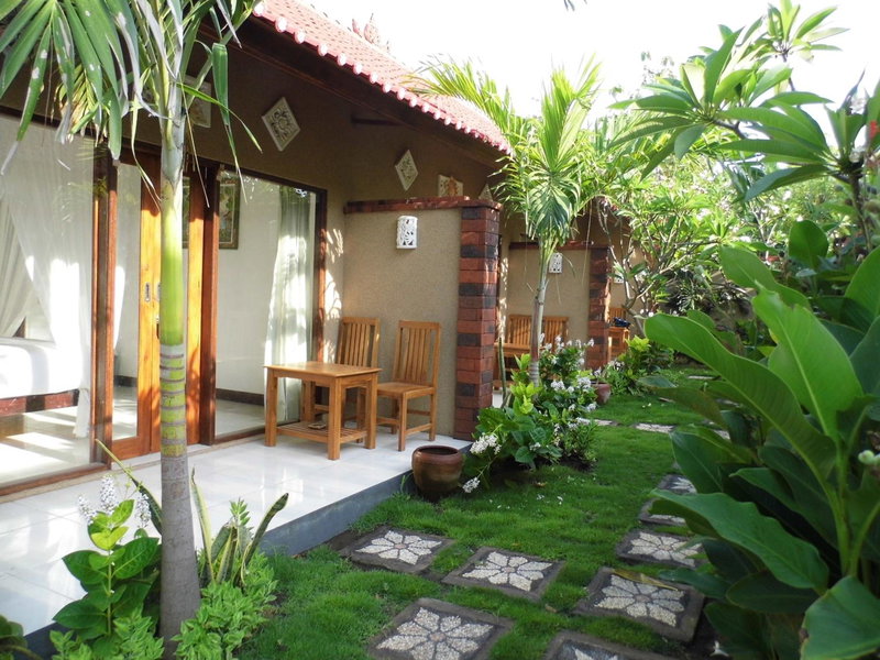 Made Taro - Menjangan Homestay, Banyuwedang, Indonesia