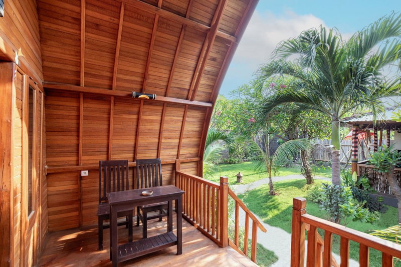 Made Taro - Menjangan Homestay, Banyuwedang, Indonesia