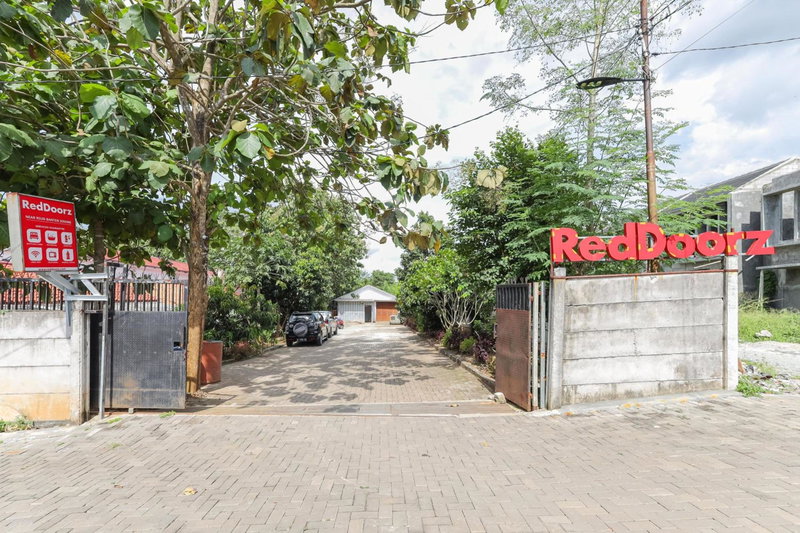 RedDoorz near RSUD Banten Serang, Banjar, Indonesia