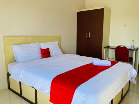 RedDoorz near Lippo Mall Yogyakarta, Yogyakarta, Indonesia
