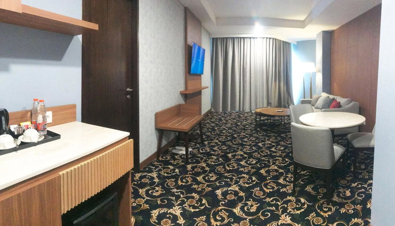 Labersa Hotel & Convention Center Samosir, Sinapuran, Indonesia