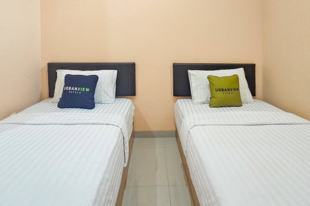 Urbanview MJ House Syariah Bandung, Bandung, Indonesia
