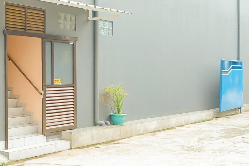 Urbanview MJ House Syariah Bandung, Bandung, Indonesia