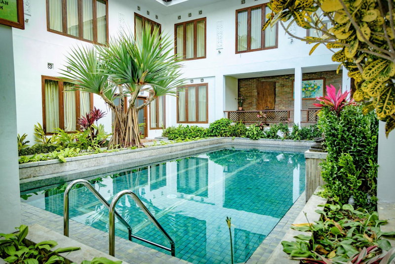 Family Hotel Gradia 2, Batu, Indonesia