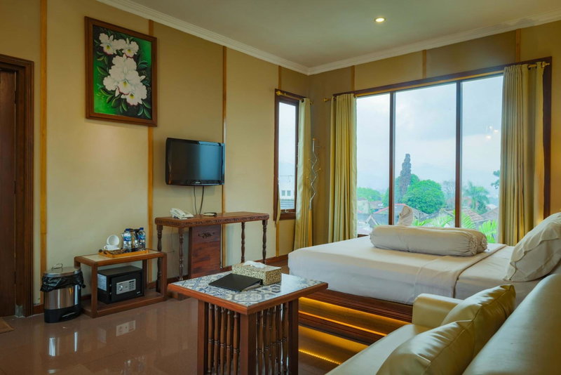 Family Hotel Gradia 2, Batu, Indonesia