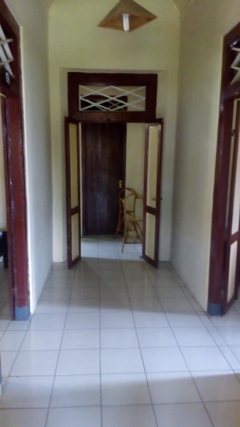 Guru Ratna, Munduk, Indonesia