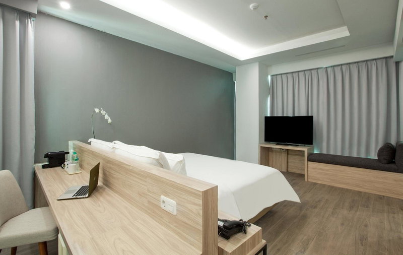 Sparks Life Jakarta, ARTOTEL Curated, Jakarta, Indonesia