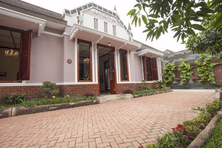Huis Van Gustafine Floor 2, Malang, Indonesia