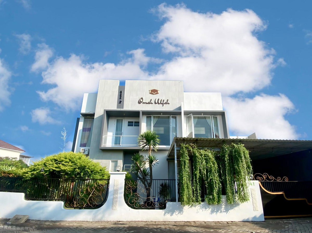 Omah Ulfah Homestay, Indonesia