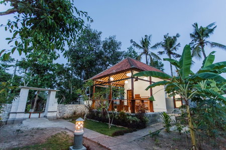 Camar Cottage & Hostel, Nusa Penida, Indonesia