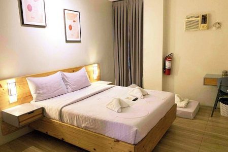 DLT Suites Cebu powered by Cocotel, Minglanilla, Philippines