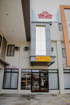 DLT Suites Cebu powered by Cocotel, Minglanilla, Philippines