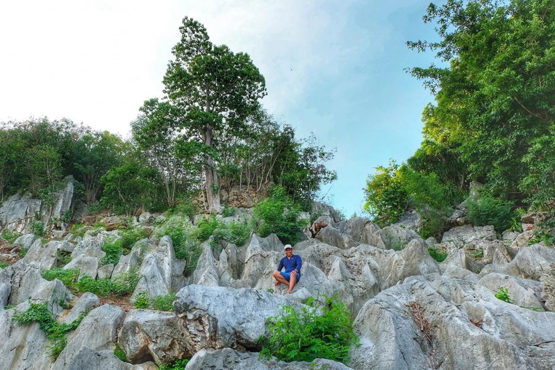 Se San Beach Resort-Isla de Gigantes, Carles, Philippines