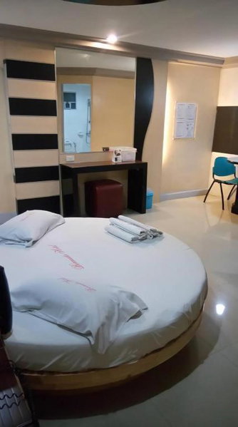 Bermuda Hotel, Manila, Philippines