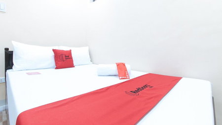 RedDoorz Plus at Canley Residential, Manila, Philippines