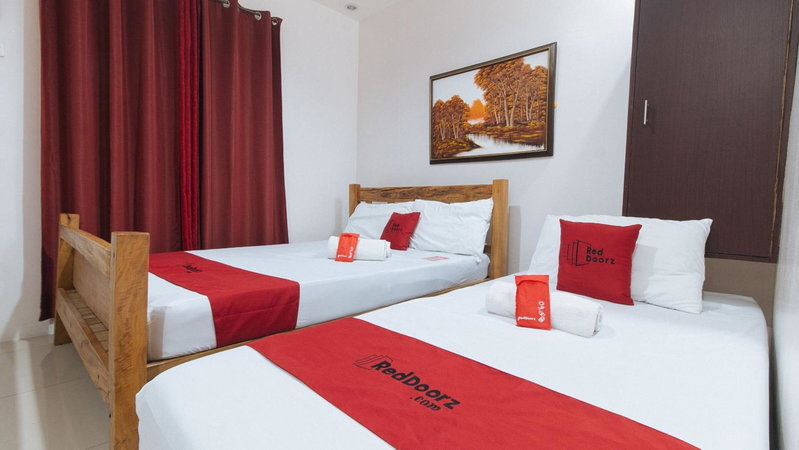 RedDoorz Plus @ Jollydays Hotel Nueva Ecija, San Jose, Philippines