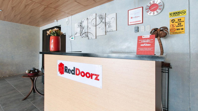 RedDoorz near Christ the King Medical Center, Manila, Philippines