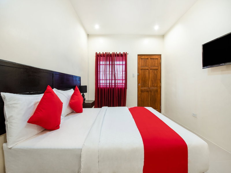 OYO 490 V-cat Apartelle, Manila, Philippines