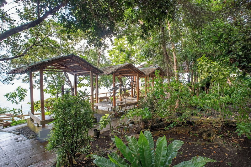 Almira Diving Resort, Panglao, Philippines