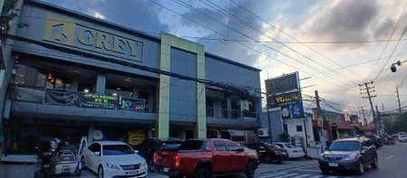 Townhouse Oak Grey Hotel Near Clark International Airport, Angeles City, Philippines