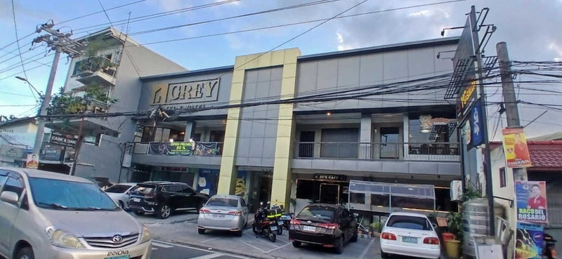 Townhouse Oak Grey Hotel Near Clark International Airport, Angeles City, Philippines