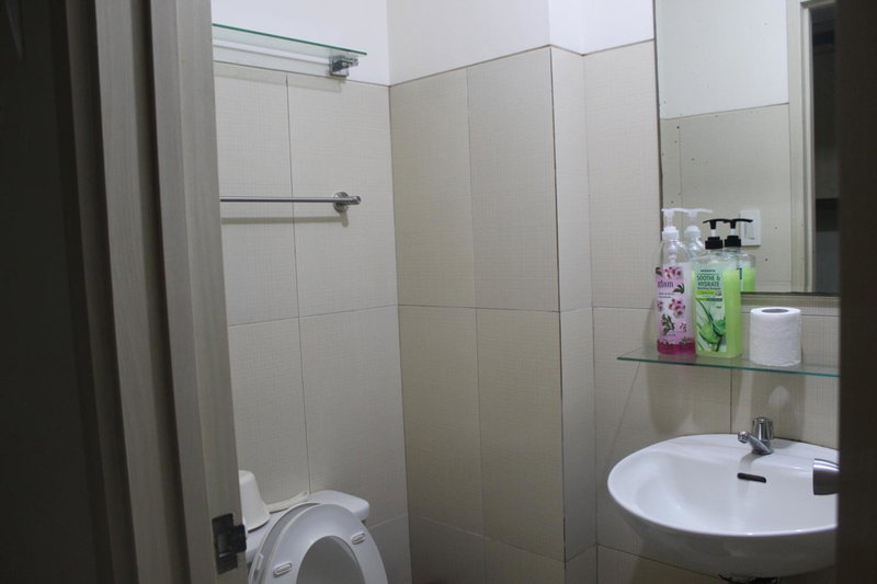 CHATEAU ELYSEE a3 near airport Wifi Kitchen, Manila, Philippines