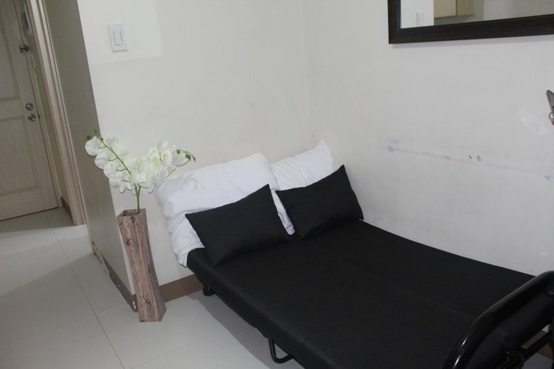 CHATEAU ELYSEE a3 near airport Wifi Kitchen, Manila, Philippines