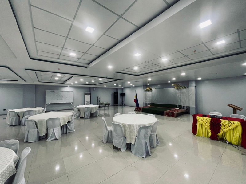 A and A Bed and Breakfast Inn powered by Cocotel, Legazpi, Philippines