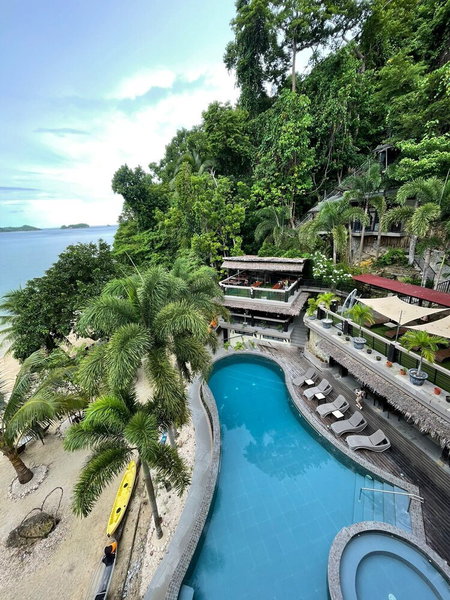 Bugana Beach and Dive Resort, Sipalay, Philippines