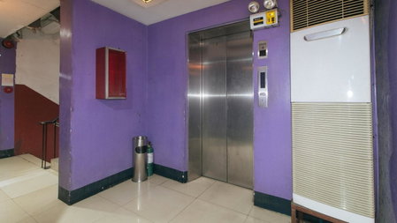 RedDoorz @ Riches Holiday Hotel Avenida, Manila, Philippines