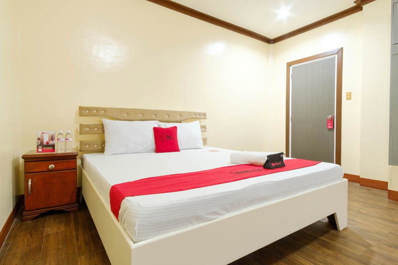 RedDoorz Plus @ Seaborne Hotel Subic Zambales, Subic, Philippines
