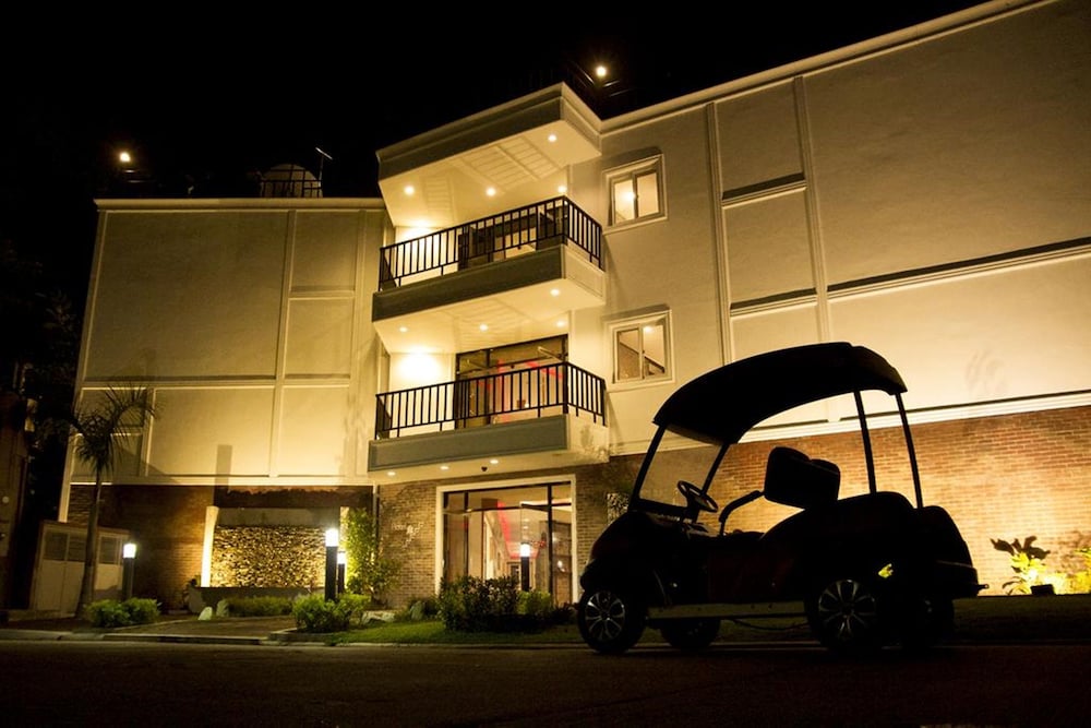 Koregon Hotel, Philippines