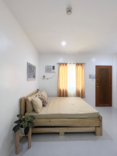 Sunnydale Apartelle -Room Accommodation near Calatagan Beach Resorts, Batangas City, Philippines