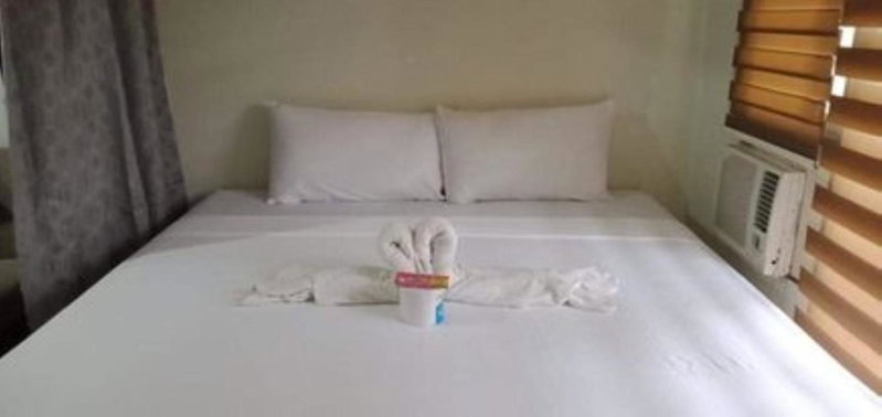 ONE OASIS a1 shortwalk SM MALL FREE POOL WIFI, Davao City, Philippines