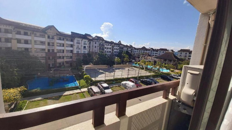 ONE OASIS a1 shortwalk SM MALL FREE POOL WIFI, Davao City, Philippines