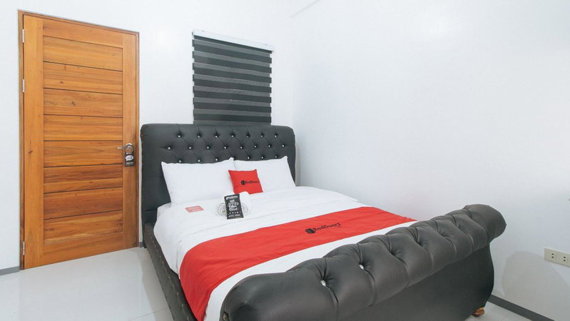 RedDoorz @ St. Catherine Residences Olongapo City, Olongapo, Philippines