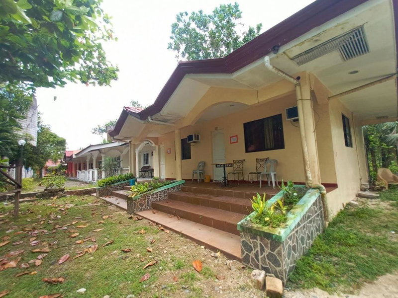 RedDoorz Plus @ Costa Roca Balamban, Cebu City, Philippines