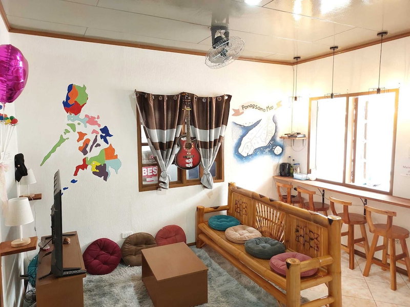 Ohlala Hostel, Moalboal, Philippines